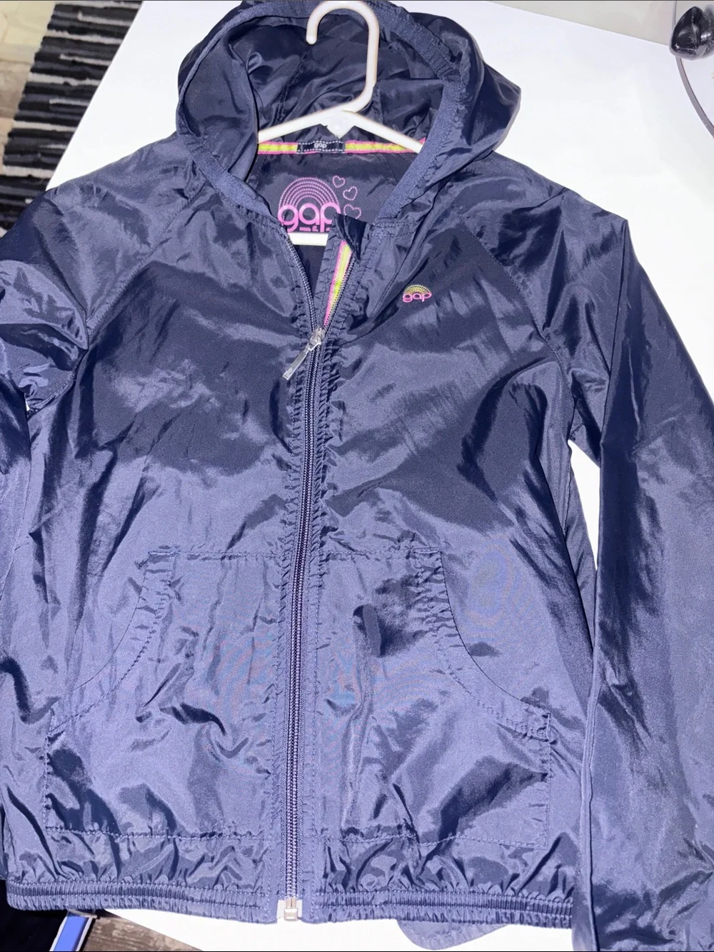 GAP Girls Navy lightweight wind breaker Hooded Rain Jacket with Pink Logo Accent